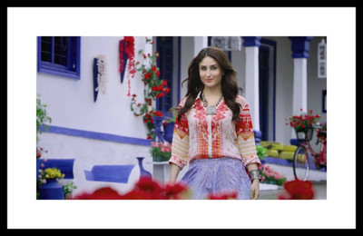 

Aabhaas Kareena Kapoor Wall Poster Fine Art Print(12 inch X 18 inch, Rolled)