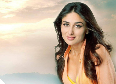

Aabhaas Kareena Kapoor Wall Poster Fine Art Print(12 inch X 18 inch, Rolled)