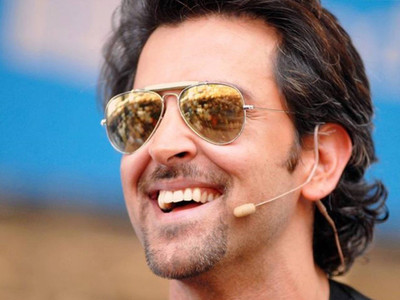 

Aabhaas Hrithik Roshan Wall Poster Fine Art Print(12 inch X 18 inch, Rolled)