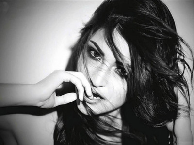 

Aabhaas Anushka Sharma Wall Poster Fine Art Print(12 inch X 18 inch, Rolled)
