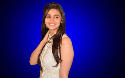 

Aabhaas Alia Bhatt Wall Poster Fine Art Print(12 inch X 18 inch, Rolled)