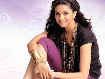 Aabhaas Deepika Padukone Wall Poster Fine Art Print(12 inch X 18 inch, Rolled)