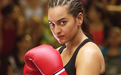 

Aabhaas Sonakshi Sinha Wall Poster Fine Art Print(12 inch X 18 inch, Rolled)