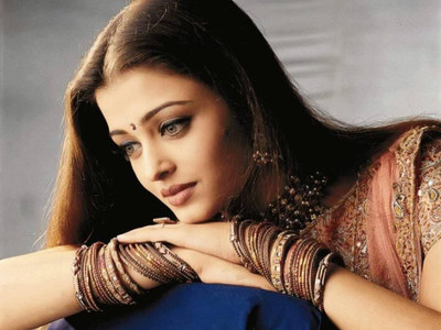 

Aabhaas Aishwarya Rai Wall Poster Fine Art Print(12 inch X 18 inch, Rolled)