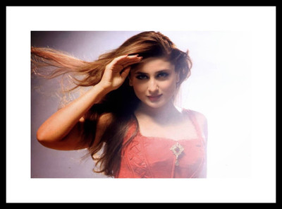 

Aabhaas Kareena Kapoor Wall Poster Fine Art Print(12 inch X 18 inch, Rolled)