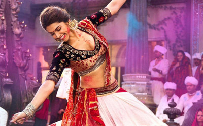 

Aabhaas Deepika Padukone Wall Poster Fine Art Print(12 inch X 18 inch, Rolled)