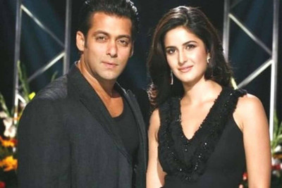 

Aabhaas Katrina kaif Wall Poster Fine Art Print(12 inch X 18 inch, Rolled)