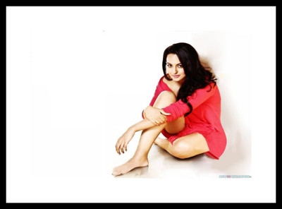 

Aabhaas Sonakshi Sinha Wall Poster Fine Art Print(12 inch X 18 inch, Rolled)