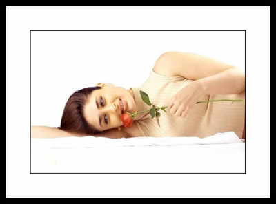 

Aabhaas Kareena Kapoor Wall Poster Fine Art Print(12 inch X 18 inch, Rolled)