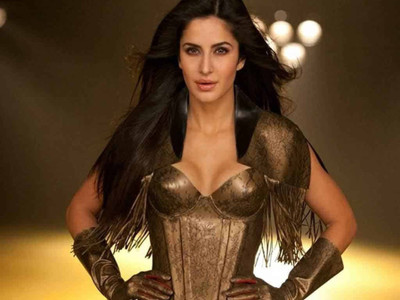 

Aabhaas Katrina kaif Wall Poster Fine Art Print(12 inch X 18 inch, Rolled)