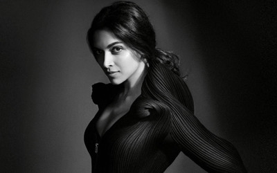 

Aabhaas Deepika Padukone Wall Poster Fine Art Print(12 inch X 18 inch, Rolled)