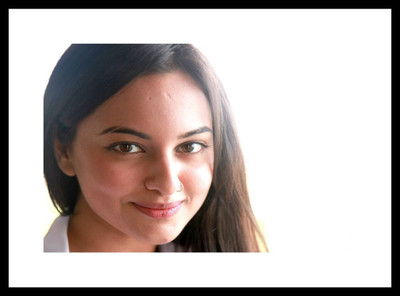 

Aabhaas Sonakshi Sinha Wall Poster Fine Art Print(12 inch X 18 inch, Rolled)