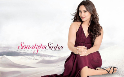 

Aabhaas Sonakshi Sinha Wall Poster Fine Art Print(12 inch X 18 inch, Rolled)