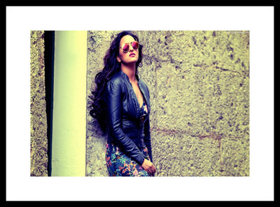 

Aabhaas Sonakshi Sinha Wall Poster Fine Art Print(12 inch X 18 inch, Rolled)
