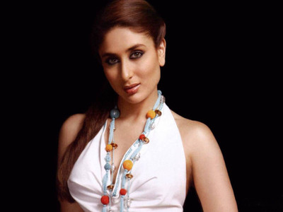 

Aabhaas Kareena Kapoor Wall Poster Fine Art Print(12 inch X 18 inch, Rolled)