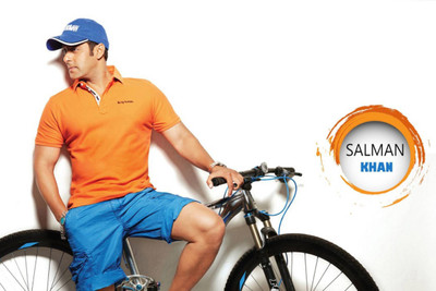 

Aabhaas Salman Khan Wall Poster Fine Art Print(12 inch X 18 inch, Rolled)