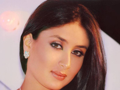 

Aabhaas Kareena Kapoor Wall Poster Fine Art Print(12 inch X 18 inch, Rolled)