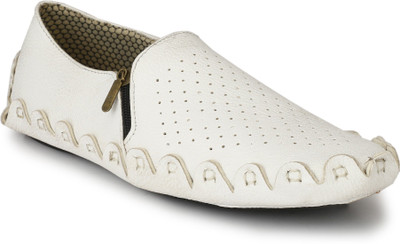 

Style Shoe Comfortable Light weighted Casuals For Men(White