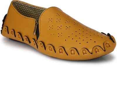 

Style Shoe Comfortable Light weighted Casuals For Men(Tan