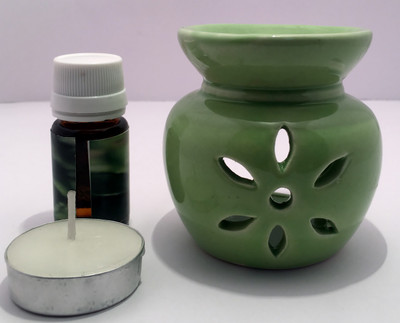 Lyallpur Stores Green Tealight Diffuser Combo : Flower Cutting with 1 tealight and 1 Fragrance oil (10ml) FREE Diffuser Set Green Tealight Diffuser Combo : Flower Cutting with 1 tealight and 1 Fragrance oil (10ml) FREE(3 x 3.33 ml)