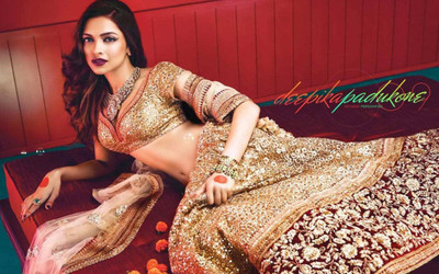 

Aabhaas Deepika Padukone Wall Poster Fine Art Print(12 inch X 18 inch, Rolled)