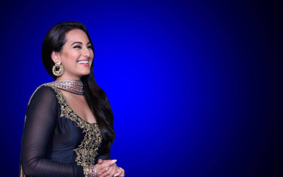 

Aabhaas Sonakshi Sinha Wall Poster Fine Art Print(12 inch X 18 inch, Rolled)