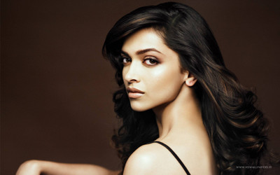 

Aabhaas Deepika Padukone Wall Poster Fine Art Print(12 inch X 18 inch, Rolled)