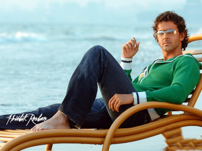 

Aabhaas Hrithik Roshan Wall Poster Fine Art Print(12 inch X 18 inch, Rolled)