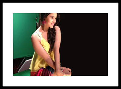 

Aabhaas Alia Bhatt Wall Poster Fine Art Print(12 inch X 18 inch, Rolled)