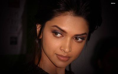 

Aabhaas Deepika Padukone Wall Poster Fine Art Print(12 inch X 18 inch, Rolled)
