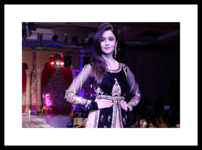 

Aabhaas Alia Bhatt Wall Poster Fine Art Print(12 inch X 18 inch, Rolled)