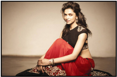 

Aabhaas Deepika Padukone Wall Poster Fine Art Print(12 inch X 18 inch, Rolled)