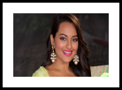 

Aabhaas Sonakshi Sinha Wall Poster Fine Art Print(12 inch X 18 inch, Rolled)