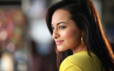 

Aabhaas Sonakshi Sinha Wall Poster Fine Art Print(12 inch X 18 inch, Rolled)
