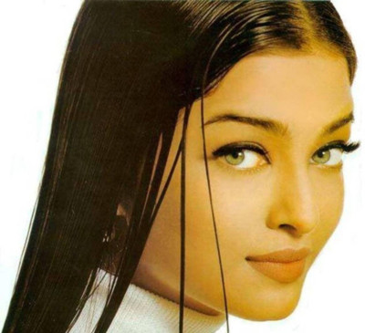 Aabhaas Aishwarya Rai Wall Poster Fine Art Print(12 inch X 18 inch, Rolled)