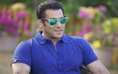 

Aabhaas Salman Khan Wall Poster Fine Art Print(12 inch X 18 inch, Rolled)