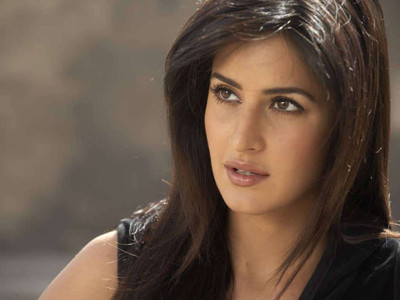 

Aabhaas Katrina kaif Wall Poster Fine Art Print(12 inch X 18 inch, Rolled)