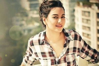 

Aabhaas Sonakshi Sinha Wall Poster Fine Art Print(12 inch X 18 inch, Rolled)