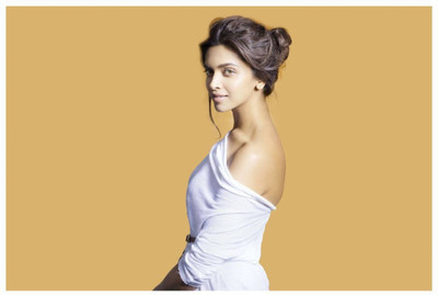 

Aabhaas Deepika Padukone Wall Poster Fine Art Print(12 inch X 18 inch, Rolled)