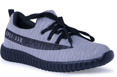 

CLOSHO Grey Walking Shoes For Men(Blue