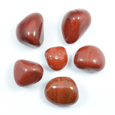REIKI CRYSTAL PRODUCTS Natural Red Jasper Tumble Crystals / Stones for Reiki Healing and Vastu Correction and Increase Creativity 50 Grams Tumble Stone Regular Rectangular Crystal Stone(Red 50 g)