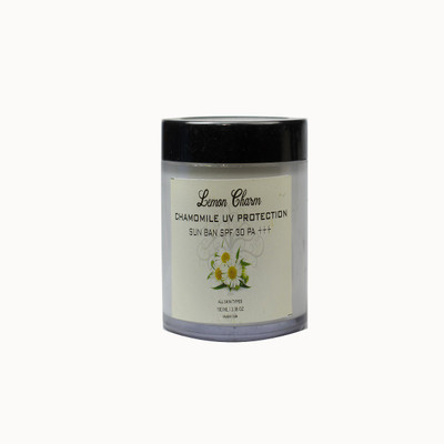 

Lemon Charm Organic Chamomile UV-protection Suntan Cream with SPF 30 PA+++ for Skin Tan Protection and Whitening(100 ml)