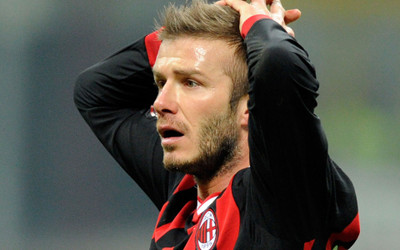 

Sports David Beckham Soccer Player HD Wall Poster Paper Print(12 inch X 18 inch, Rolled)