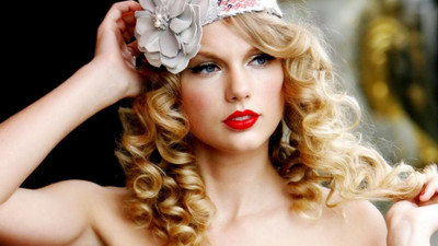 

Music Taylor Swift Singers United States Wall Poster Fine Art Print(12 inch X 18 inch, Rolled)