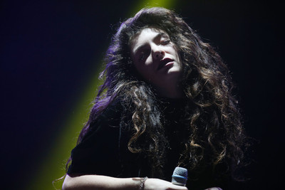 

Music Lorde Singers New Zealand Wall Poster Fine Art Print(12 inch X 18 inch, Rolled)