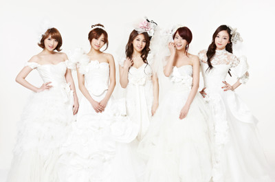 

Music KARA Band (Music) South Korea Kara Korean Wall Poster Fine Art Print(12 inch X 18 inch, Rolled)