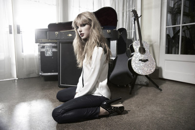 

Music Taylor Swift Singers United States HD Wallpaper Background Fine Art Print(12 inch X 18 inch, Rolled)