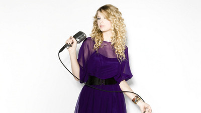 

Music Taylor Swift Singers United States Wall Poster Fine Art Print(12 inch X 18 inch, Rolled)