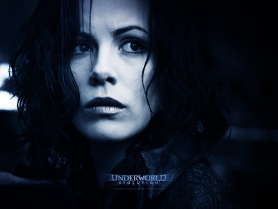 

Akhuratha Poster Movie Underworld: Evolution HD Wallpaper Background Fine Art Print(12 inch X 18 inch, Rolled)