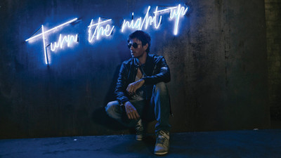 

Music Enrique Iglesias Singers Spain HD Wallpaper Background Fine Art Print(12 inch X 18 inch, Rolled)